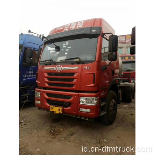 Truk Traktor Ber-AC Bekas Dijual